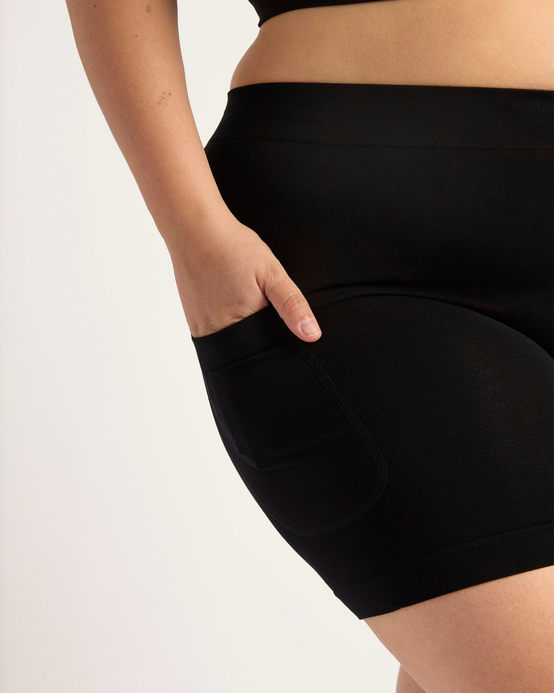 Seamfree Undershorts with Pocket 6