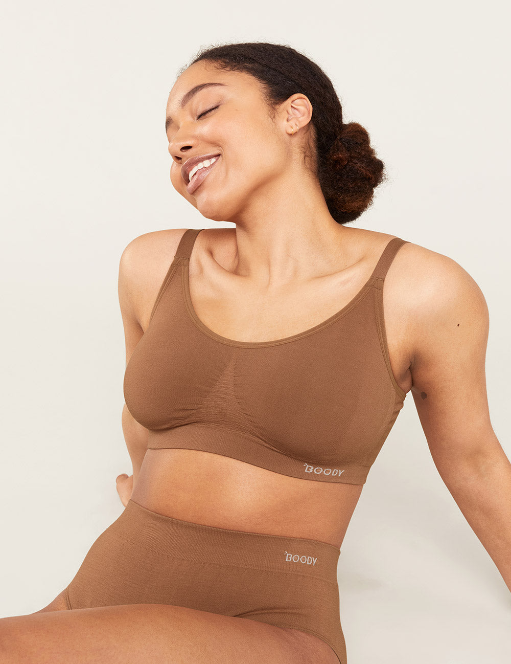 Full Bust Wireless Bra - Maple