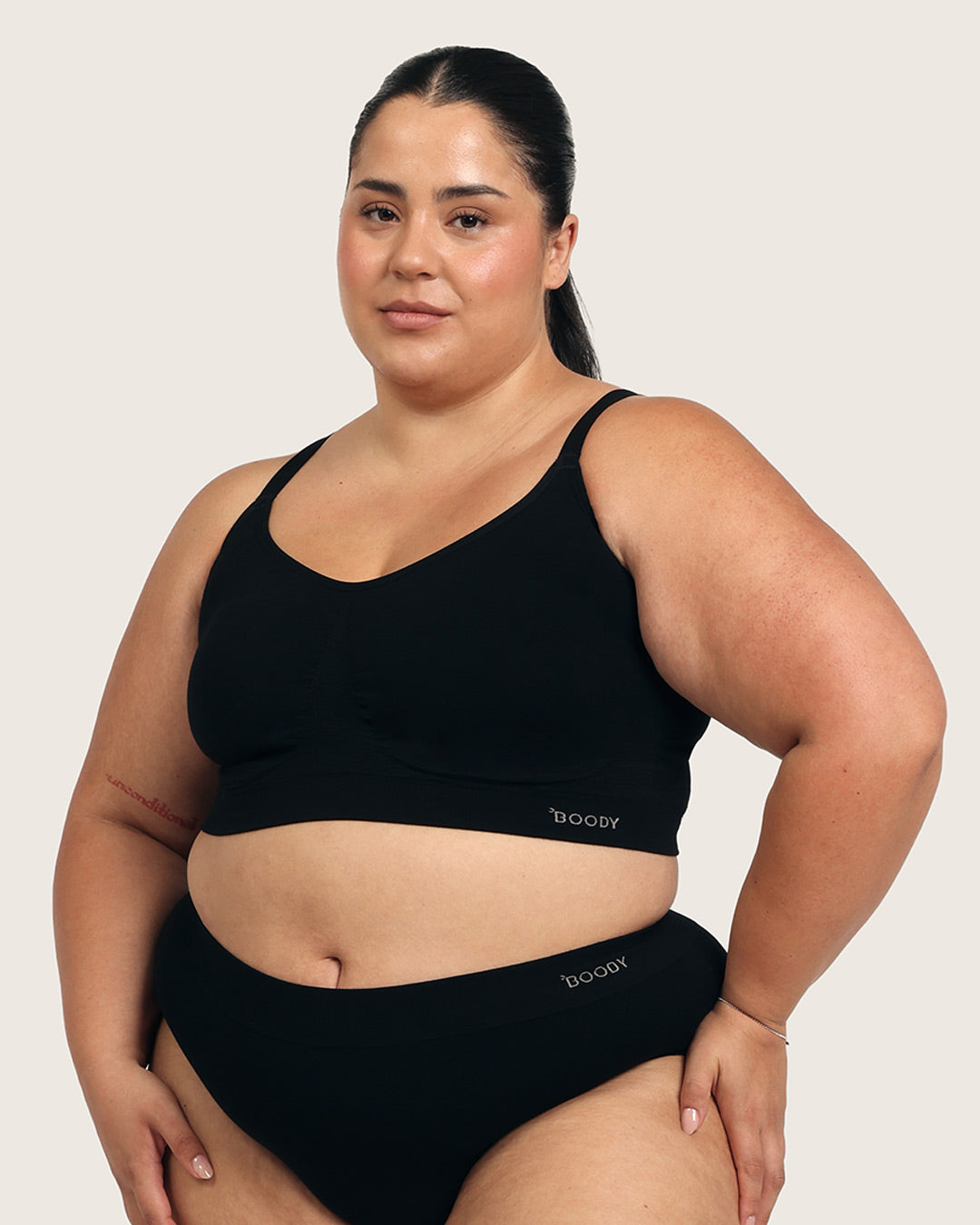 Full Bust Wireless Bra - Black