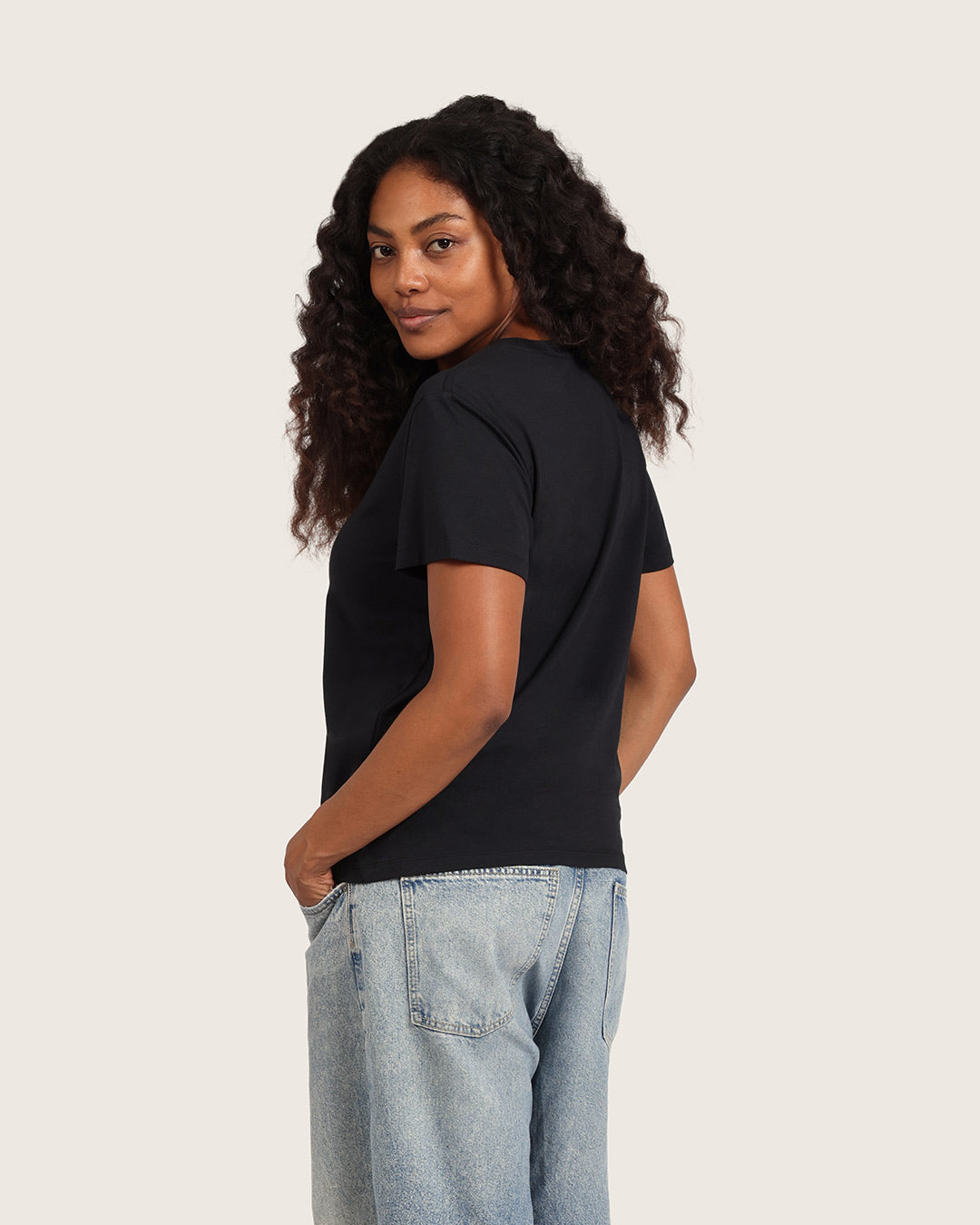 Women's Classic Crew Neck T-Shirt - Black