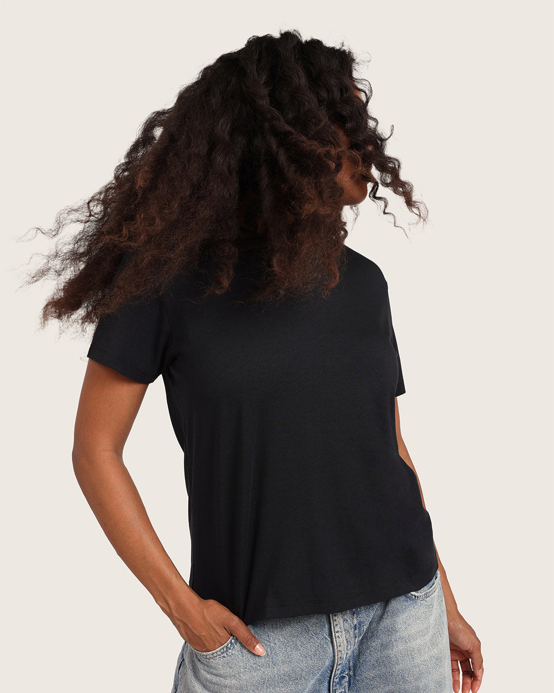 Women's Classic Crew Neck T-Shirt - Black