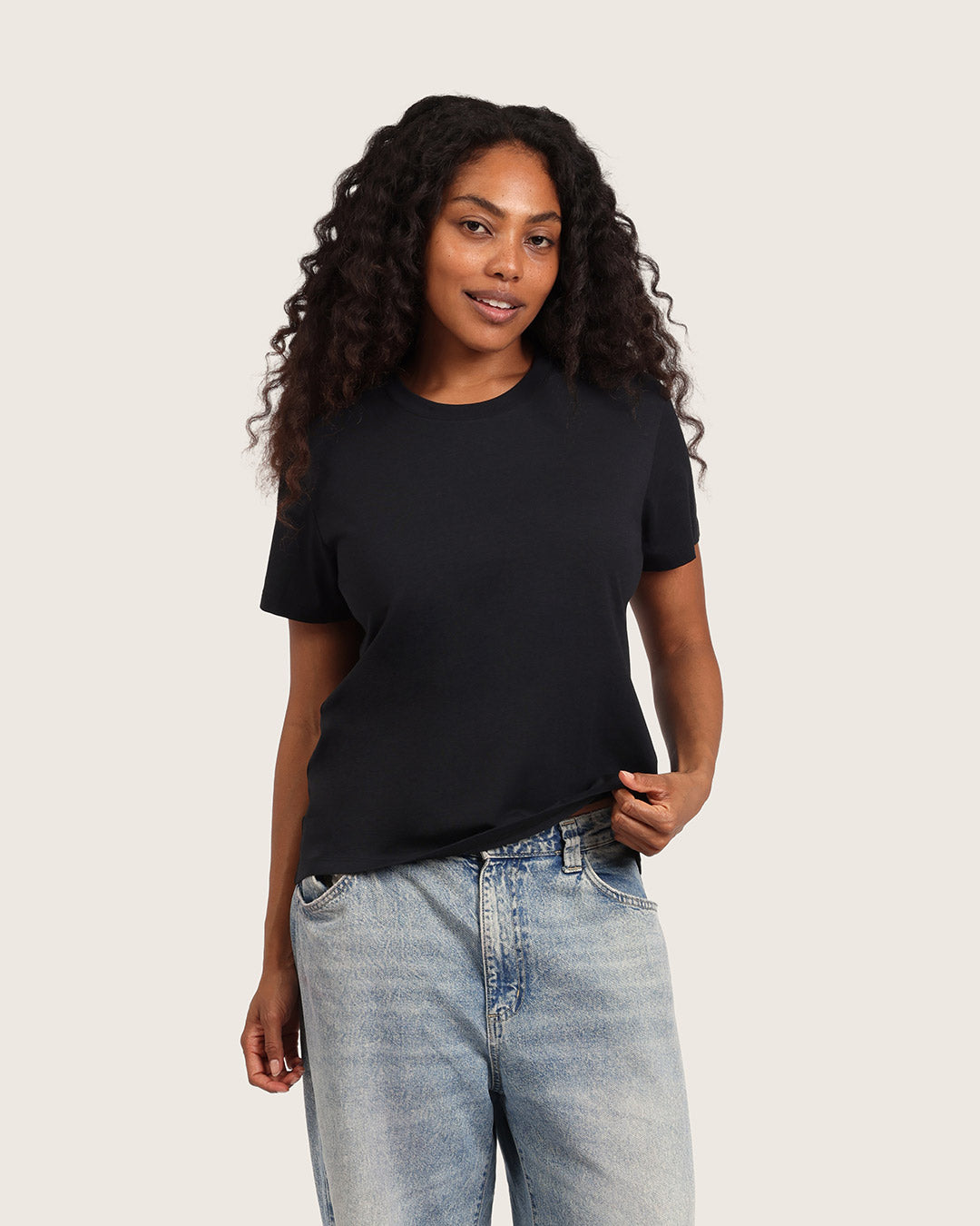 Women's Classic Crew Neck T-Shirt - Black