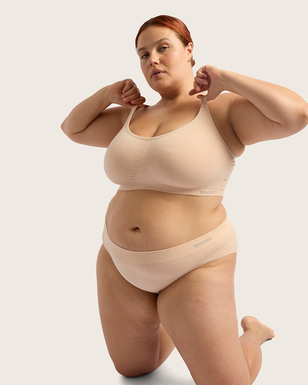 Full Bust Wireless Bra - Shell