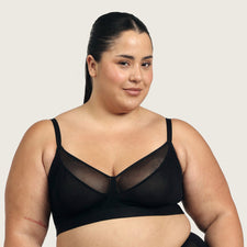 Model's Headshot - Liz Hayez