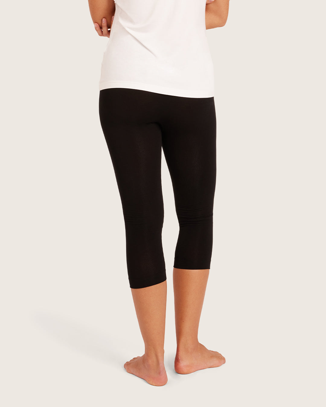 Base Layer 3/4 Leggings - Black