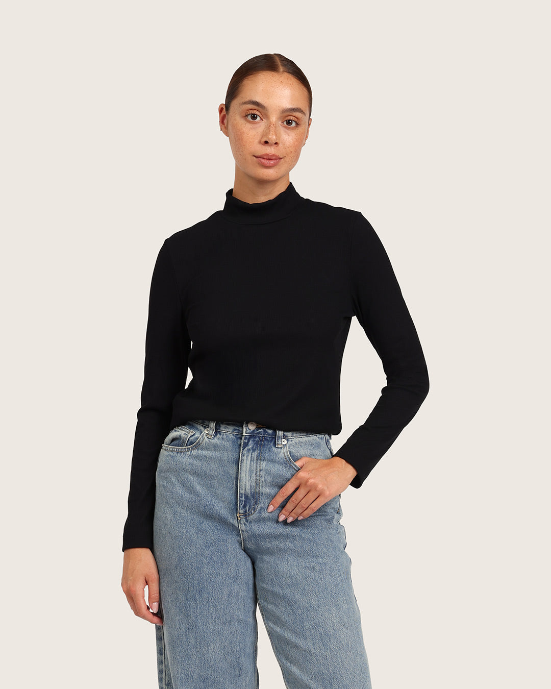 Women's Bamboo Ribbed Turtleneck Top in Black – Boody Europe
