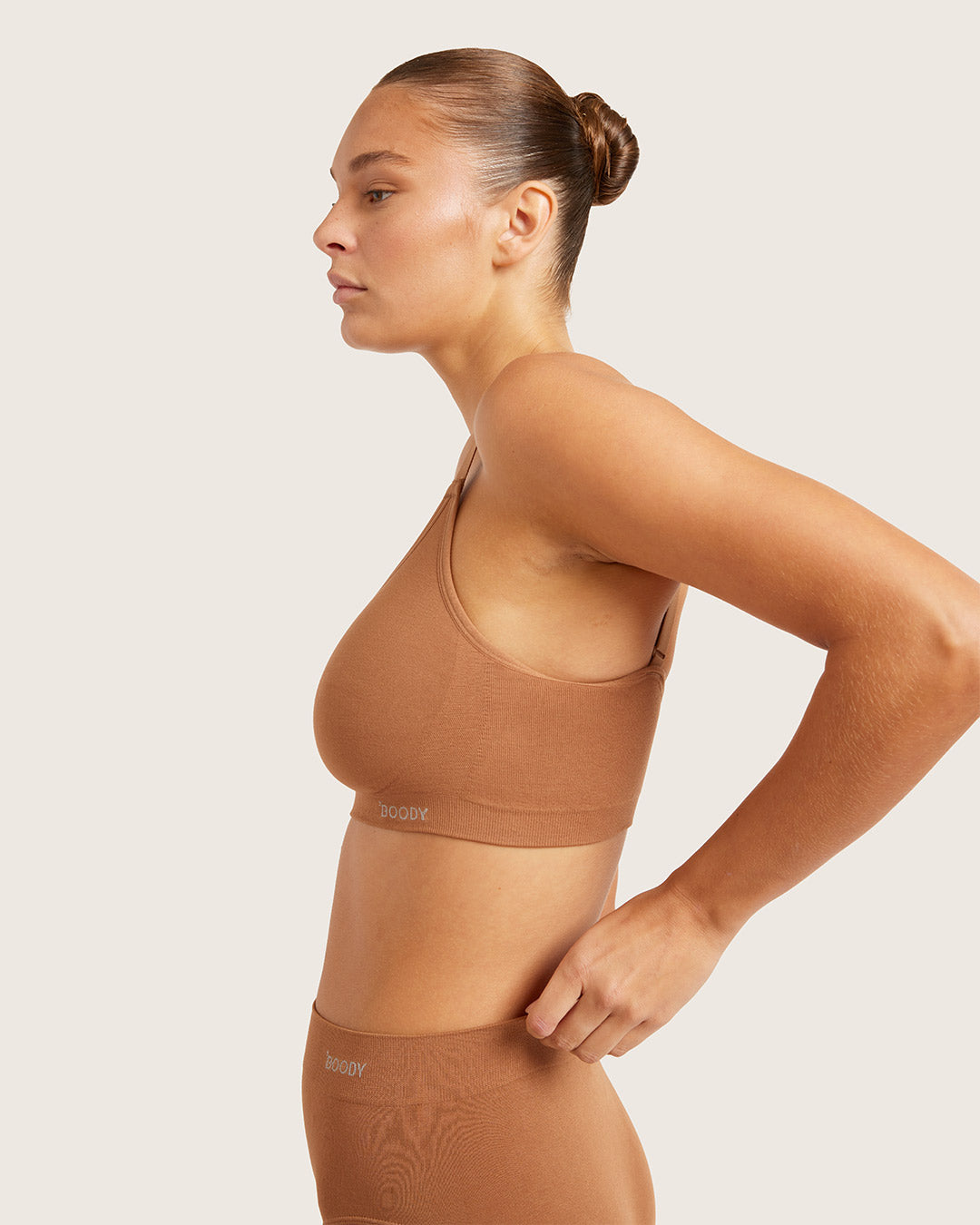 Full Bust Wireless Bra - Maple