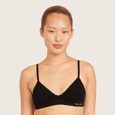 Model's Headshot - Yvonne Missing