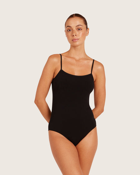 Model's Photo - 